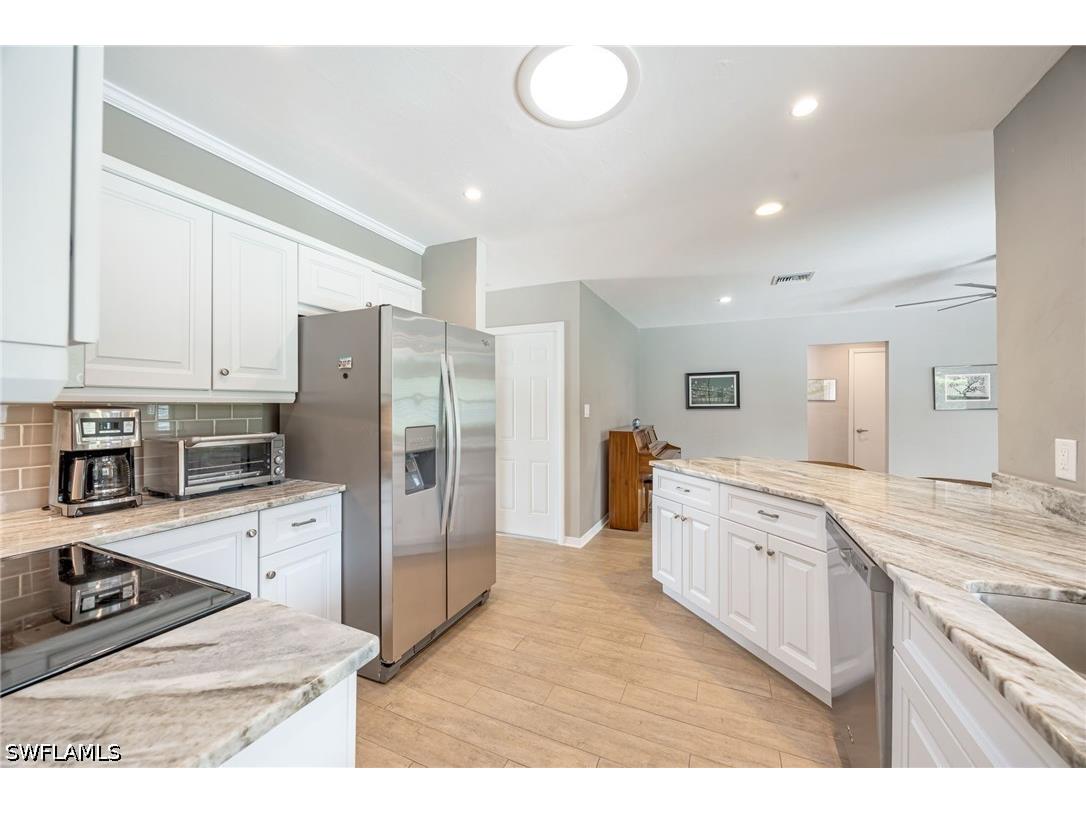 363 Juli Fe Drive Naples FL 34110 226021834 image5