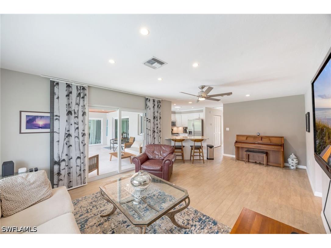 363 Juli Fe Drive Naples FL 34110 226021834 image9
