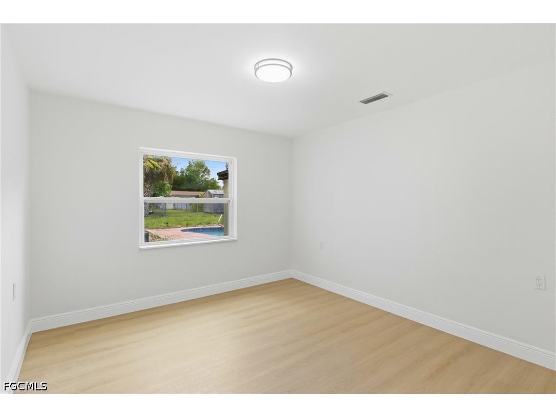 363 New York Drive Fort Myers FL 33905 2026016519 image24