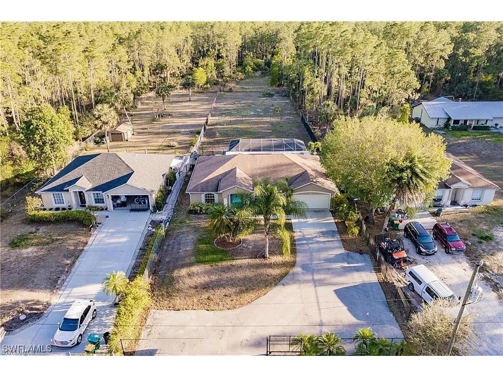 3630 10th Avenue SE Naples FL 34117 223093776 image1