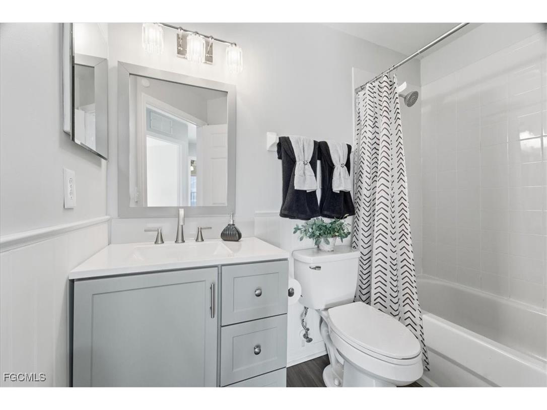 3630 Pine Oak Circle #105 Fort Myers FL 33916 2025019969 image23