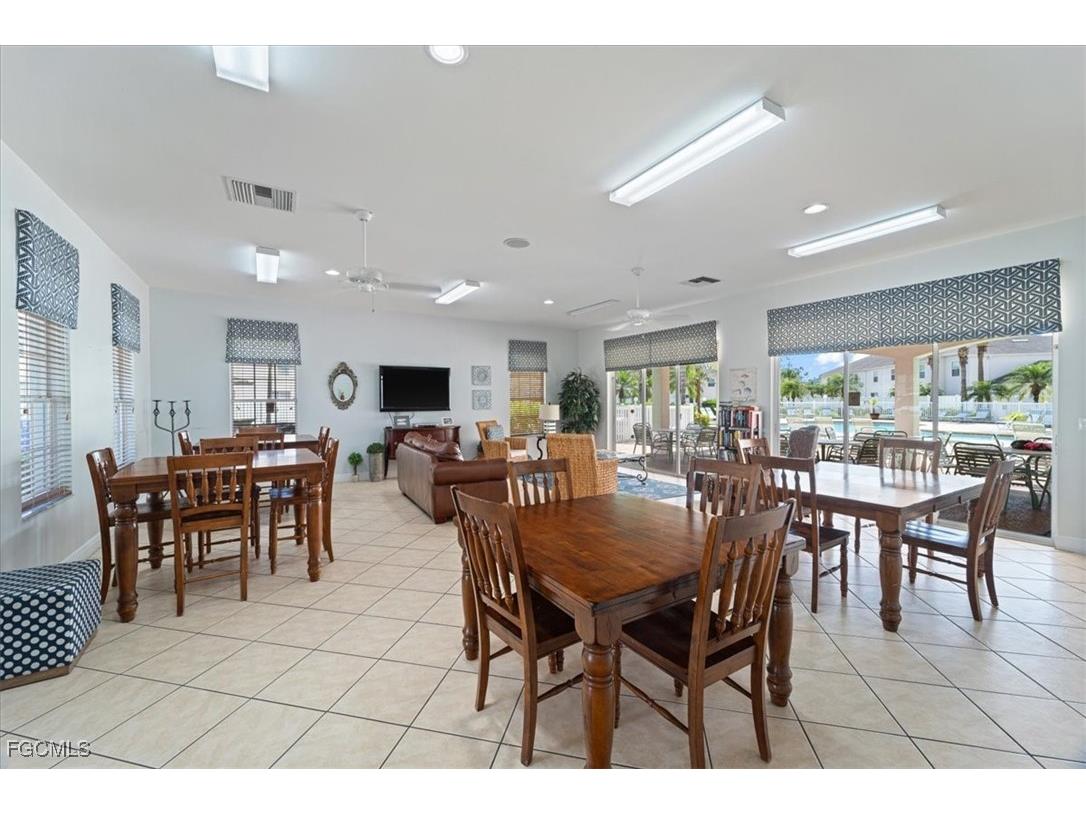 3630 Pine Oak Circle #105 Fort Myers FL 33916 2025019969 image37