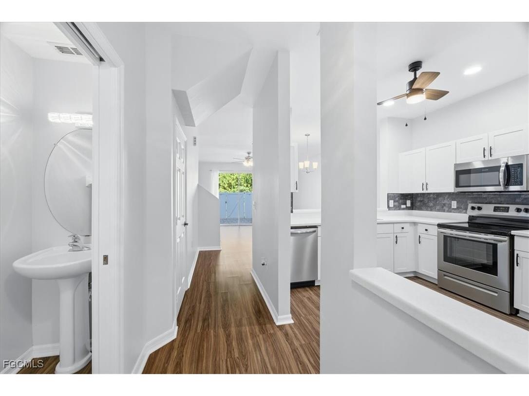 3630 Pine Oak Circle #105 Fort Myers FL 33916 2025019969 image5