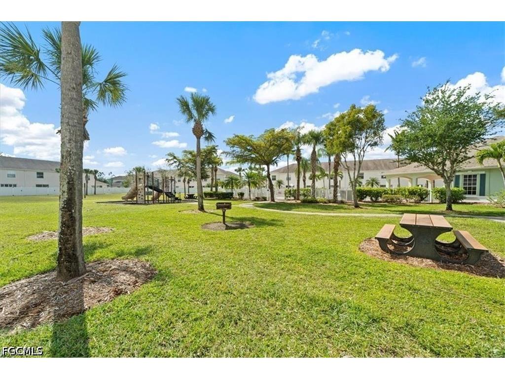 3630 Pine Oak Circle #105 Fort Myers FL 33916 2026018599 image29