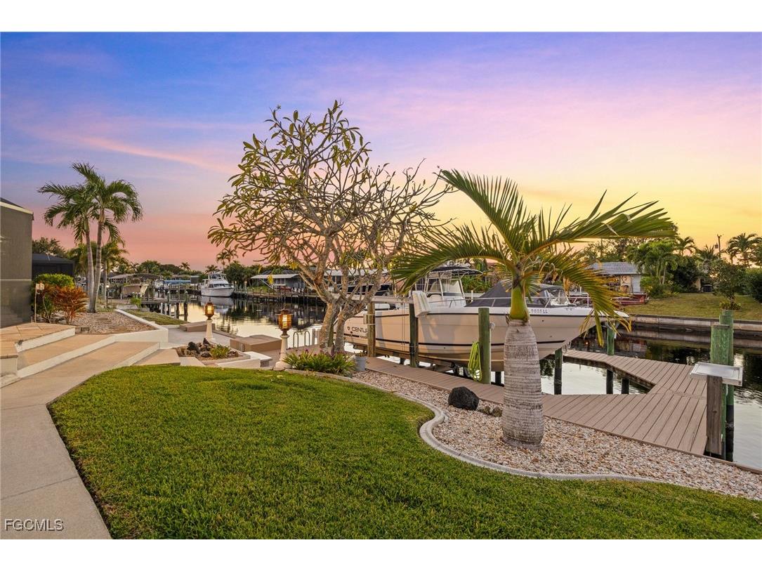 3630 SE 17th Avenue Cape Coral FL 33904 2025022170 image1