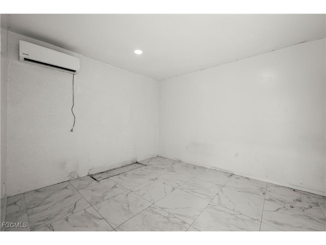 3630 SW 6th Avenue Cape Coral FL 33914 2025013222 image37