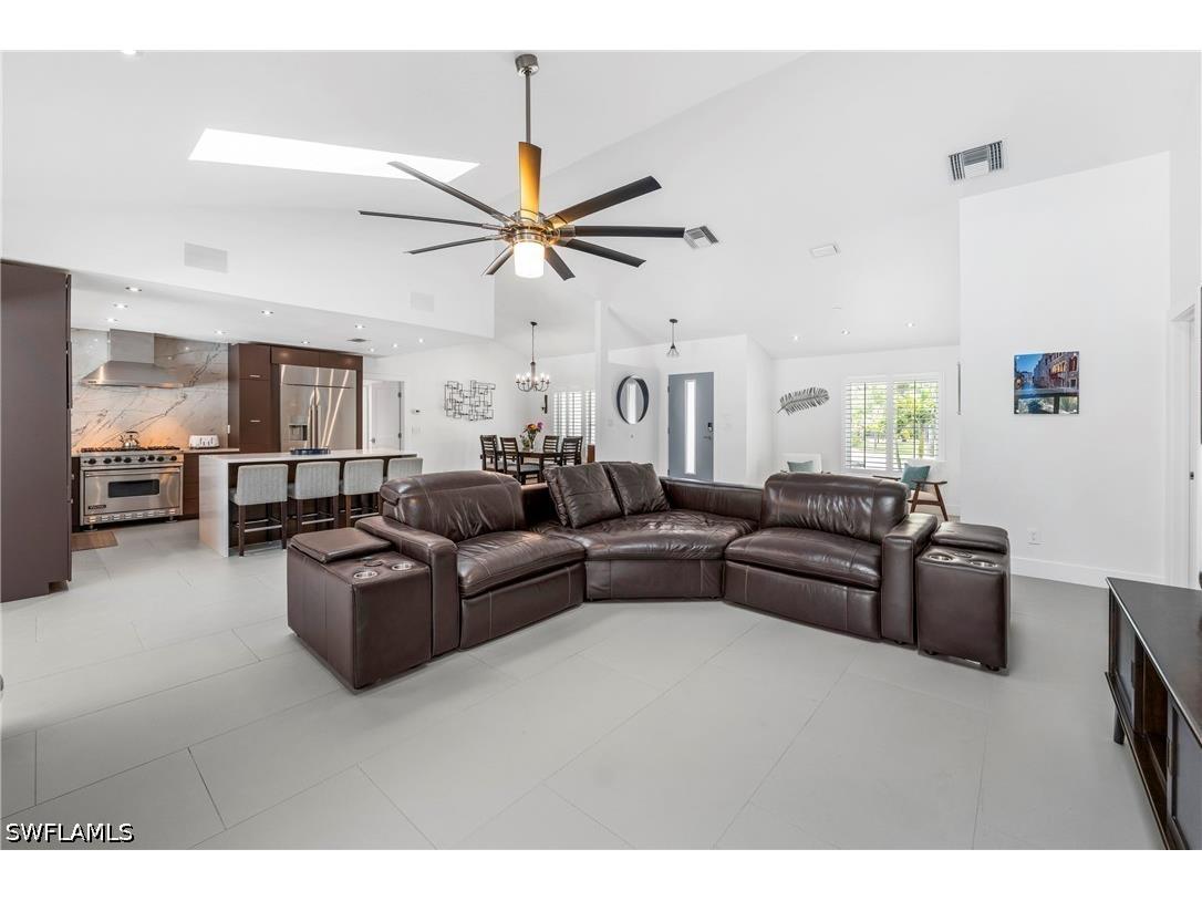 3631 1st Avenue NW Naples FL 34120 226017593 image4