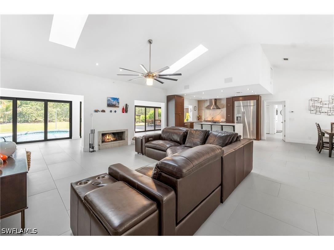 3631 1st Avenue NW Naples FL 34120 226020885 image11