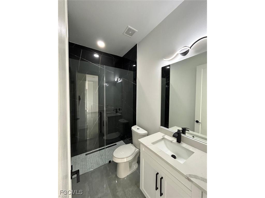 3631 NE 11th Place Cape Coral FL 33909 2025007069 image13