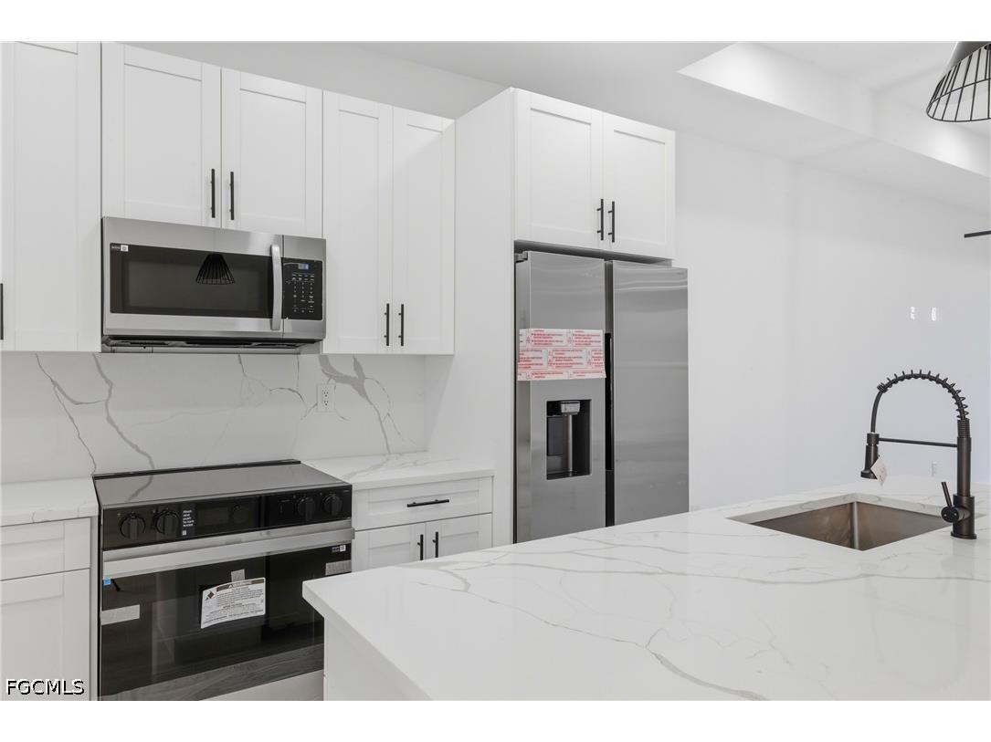 3631 SW Santa Barbara Place Cape Coral FL 33914 2026015608 image34