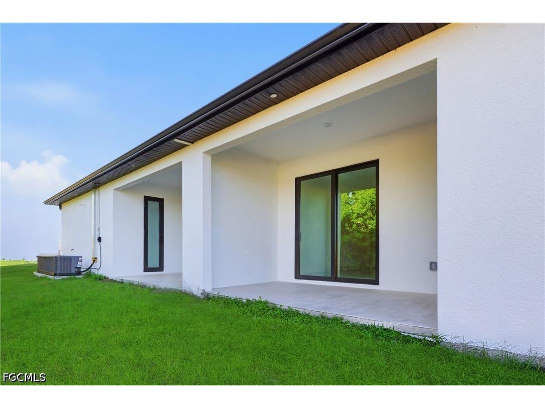 3631 SW Santa Barbara Place Cape Coral FL 33914 2026015608 image47