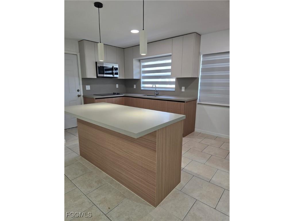 3632 Country Club Boulevard Cape Coral FL 33904 2025020567 image7