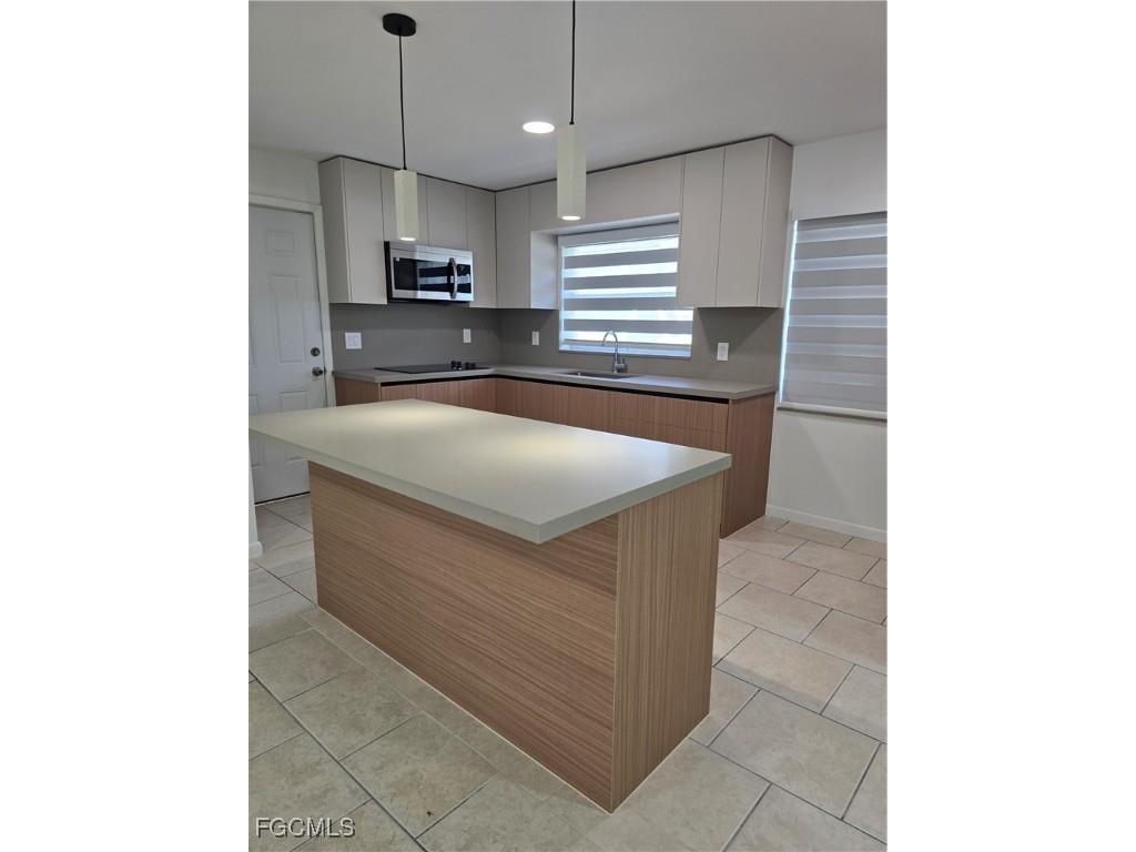 3632 Country Club Boulevard Cape Coral FL 33904 2025020567 image9