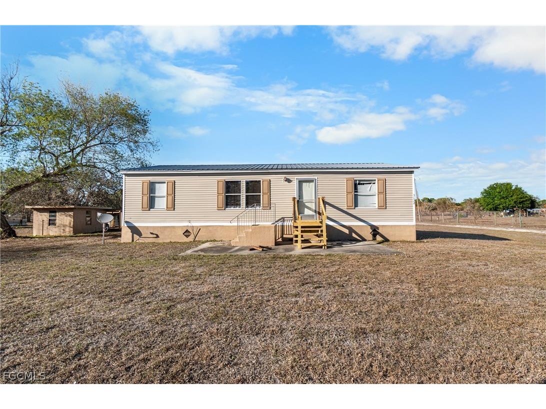 3632 Fort Simmons Avenue Fort Denaud FL 33935 2026008867 image1