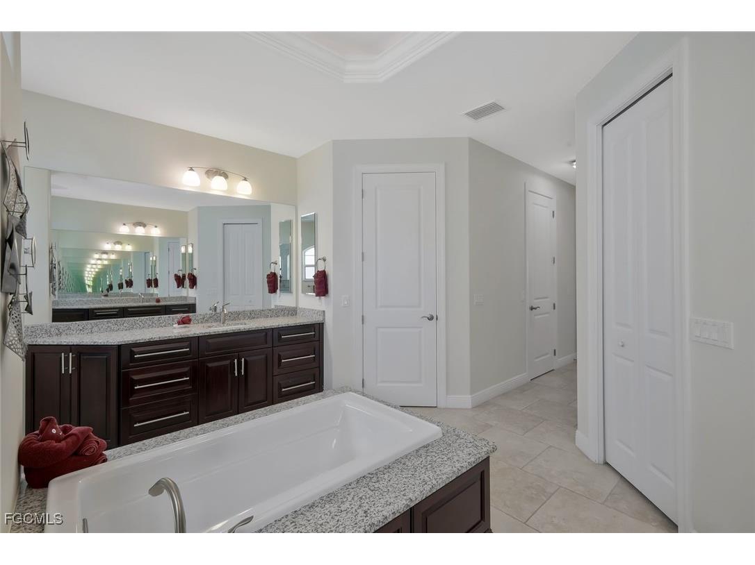 3632 SW 1st Place Cape Coral FL 33914 2025011465 image23