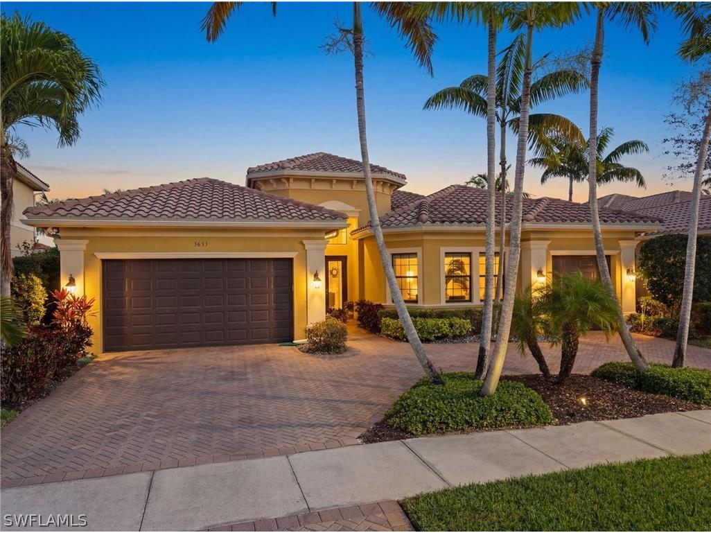 3633 Santaren Court Naples FL 34119 226010942 image1