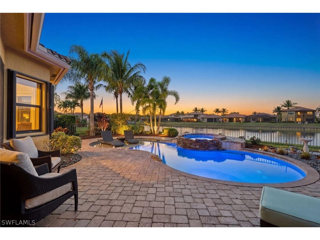 3633 Santaren Court Naples FL 34119 226010942 image2