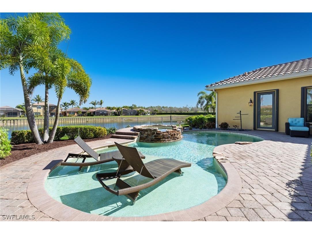 3633 Santaren Court Naples FL 34119 226010942 image20