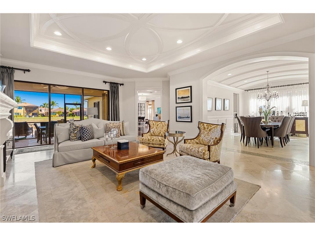 3633 Santaren Court Naples FL 34119 226010942 image6