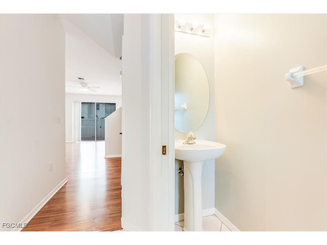 3635 Pine Oak Circle #102 Fort Myers FL 33916 2025014717 image10