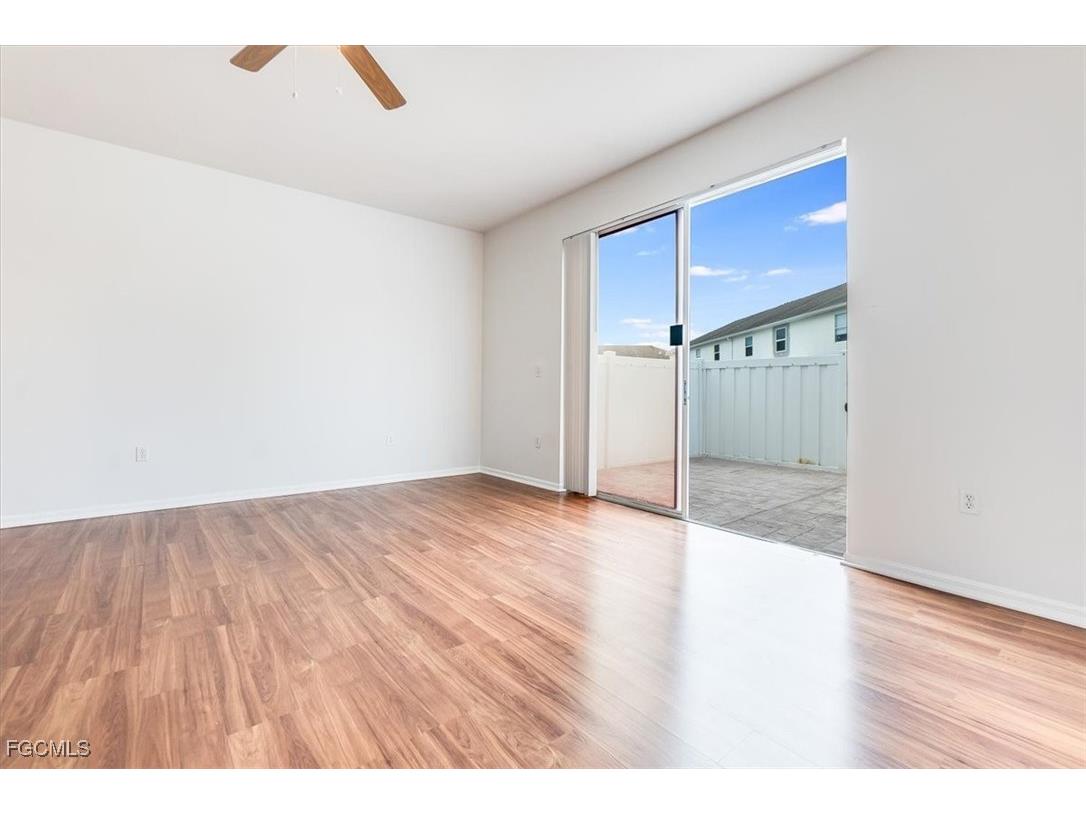 3635 Pine Oak Circle #102 Fort Myers FL 33916 2025014717 image2