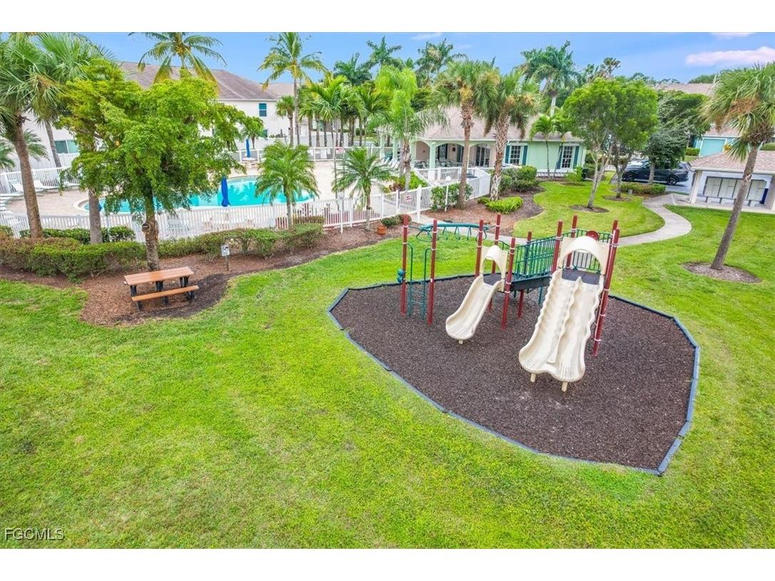 3635 Pine Oak Circle #102 Fort Myers FL 33916 2025014717 image40