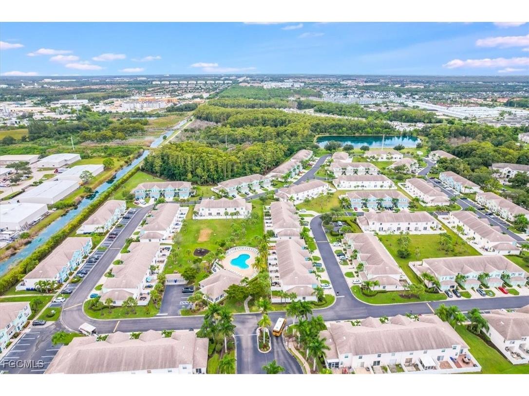 3635 Pine Oak Circle #102 Fort Myers FL 33916 2025014717 image41