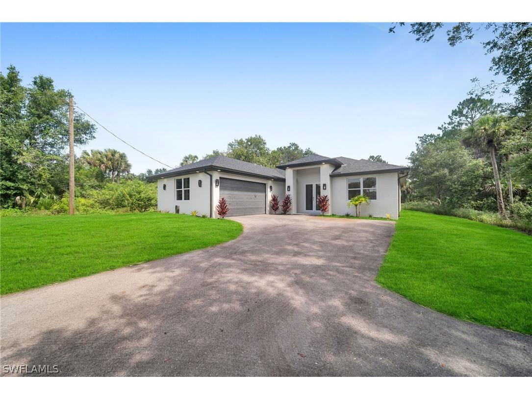 3637 40th Avenue SE Naples FL 34117 224060286 image1