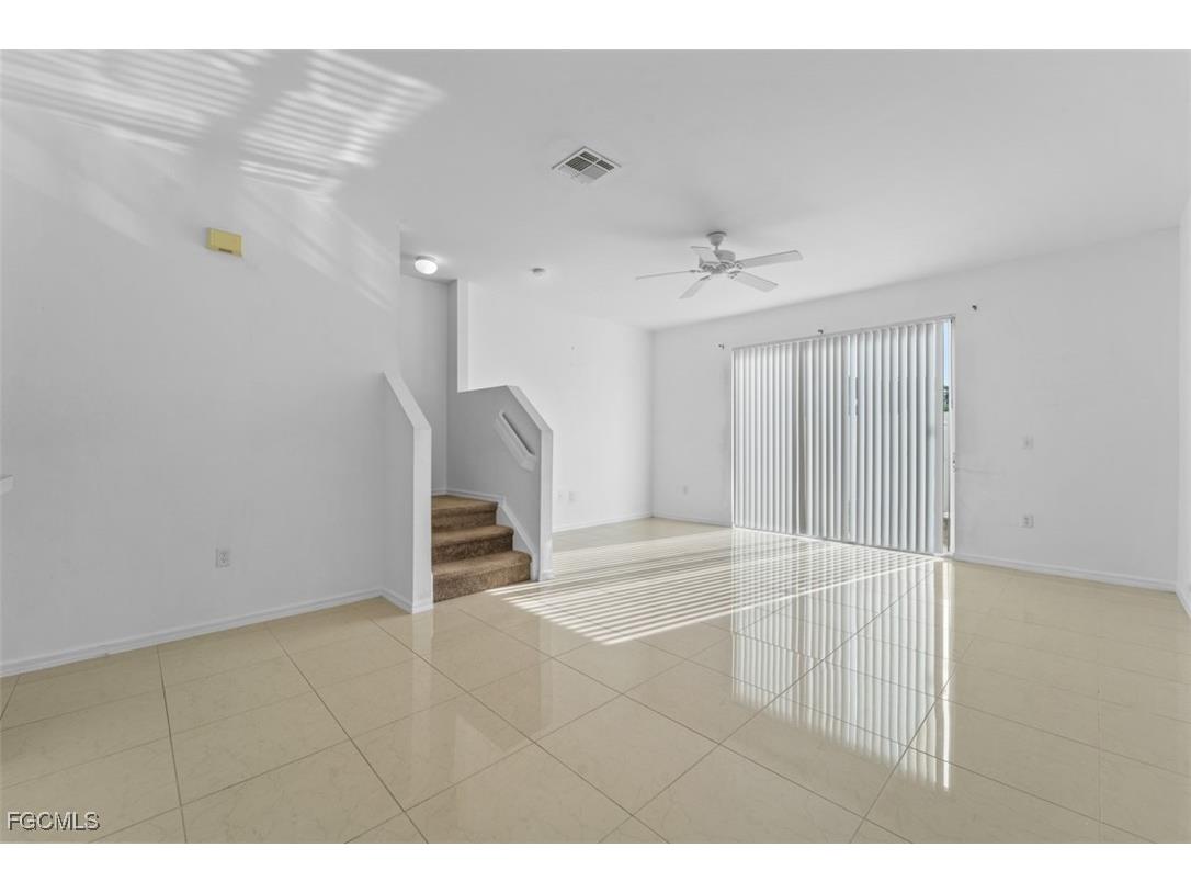 3637 Pine Oak Circle #105 Fort Myers FL 33916 2025001556 image15