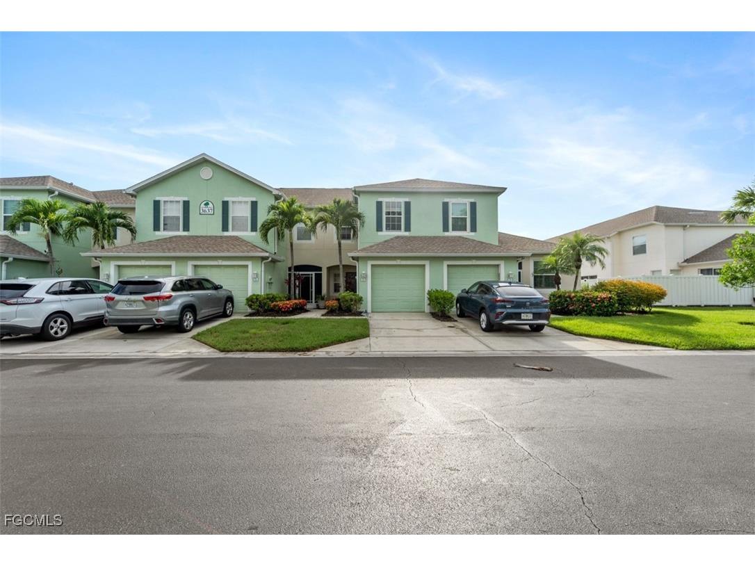 3637 Pine Oak Circle #105 Fort Myers FL 33916 2025001556 image37