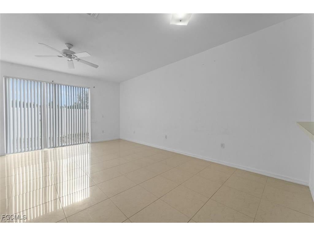 3637 Pine Oak Circle #105 Fort Myers FL 33916 2026000130 image16
