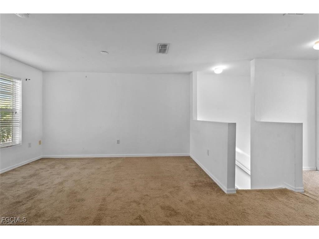 3637 Pine Oak Circle #105 Fort Myers FL 33916 2026000130 image23