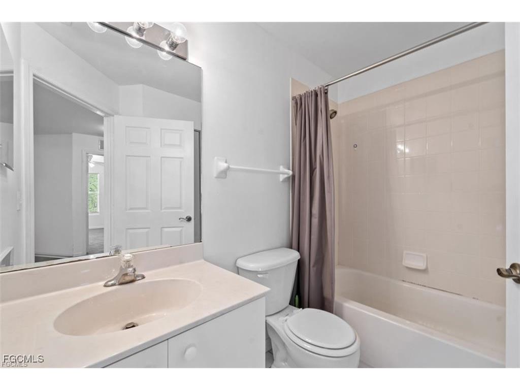 3637 Pine Oak Circle #105 Fort Myers FL 33916 2026000130 image36
