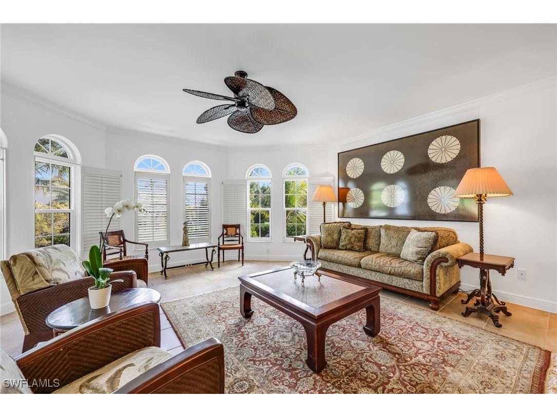 364 5th Street S #102 Naples FL 34102 225084877 image1