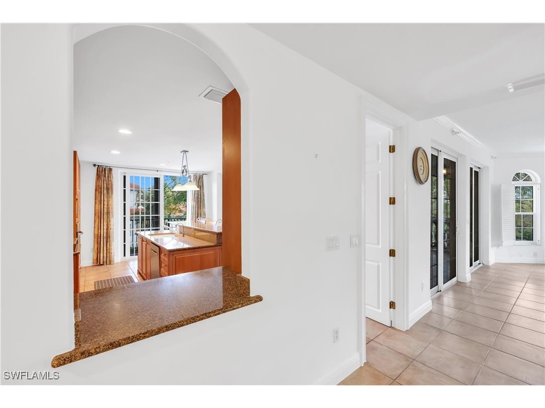 364 5th Street S #102 Naples FL 34102 225084877 image10