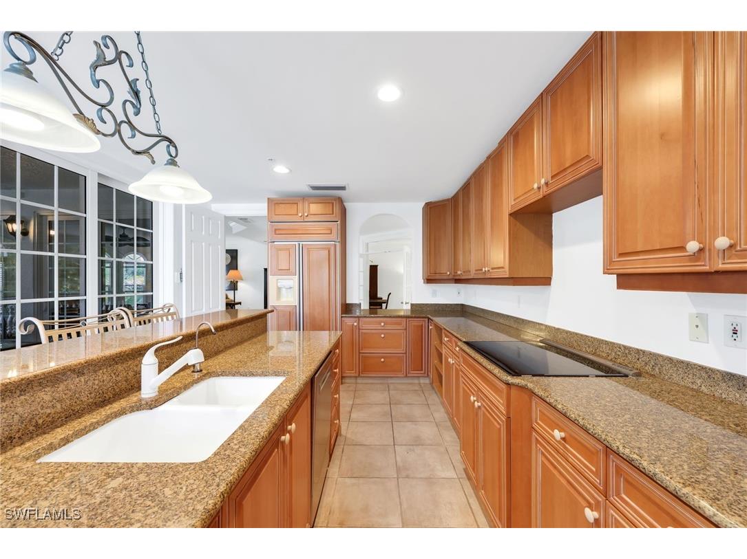 364 5th Street S #102 Naples FL 34102 225084877 image11