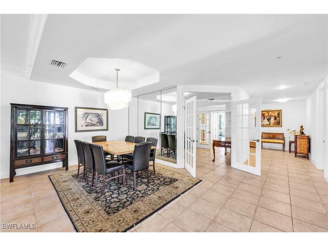 364 5th Street S #102 Naples FL 34102 225084877 image2