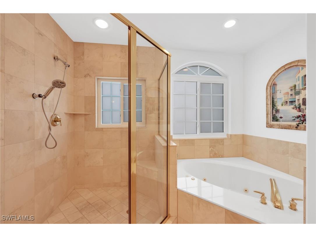 364 5th Street S #102 Naples FL 34102 225084877 image27