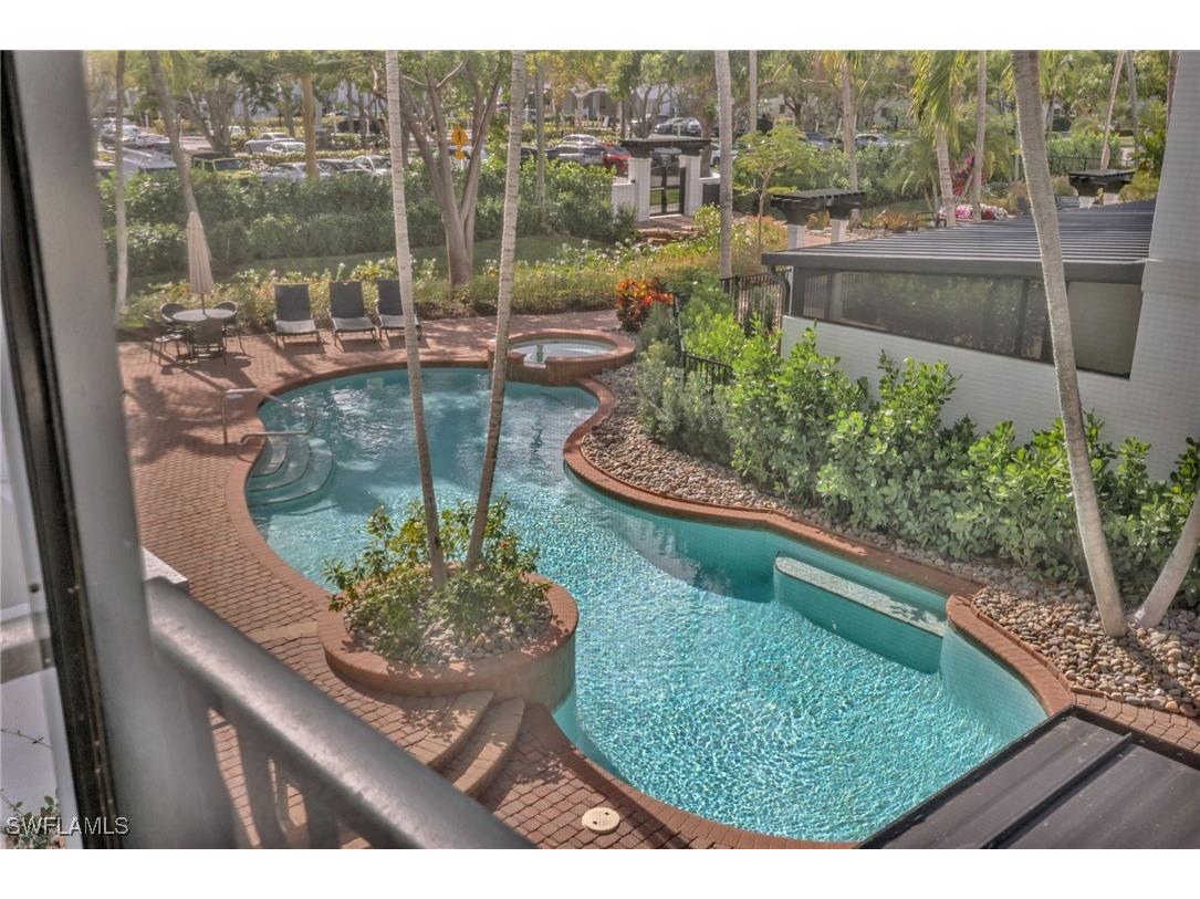 364 5th Street S #102 Naples FL 34102 225084877 image29