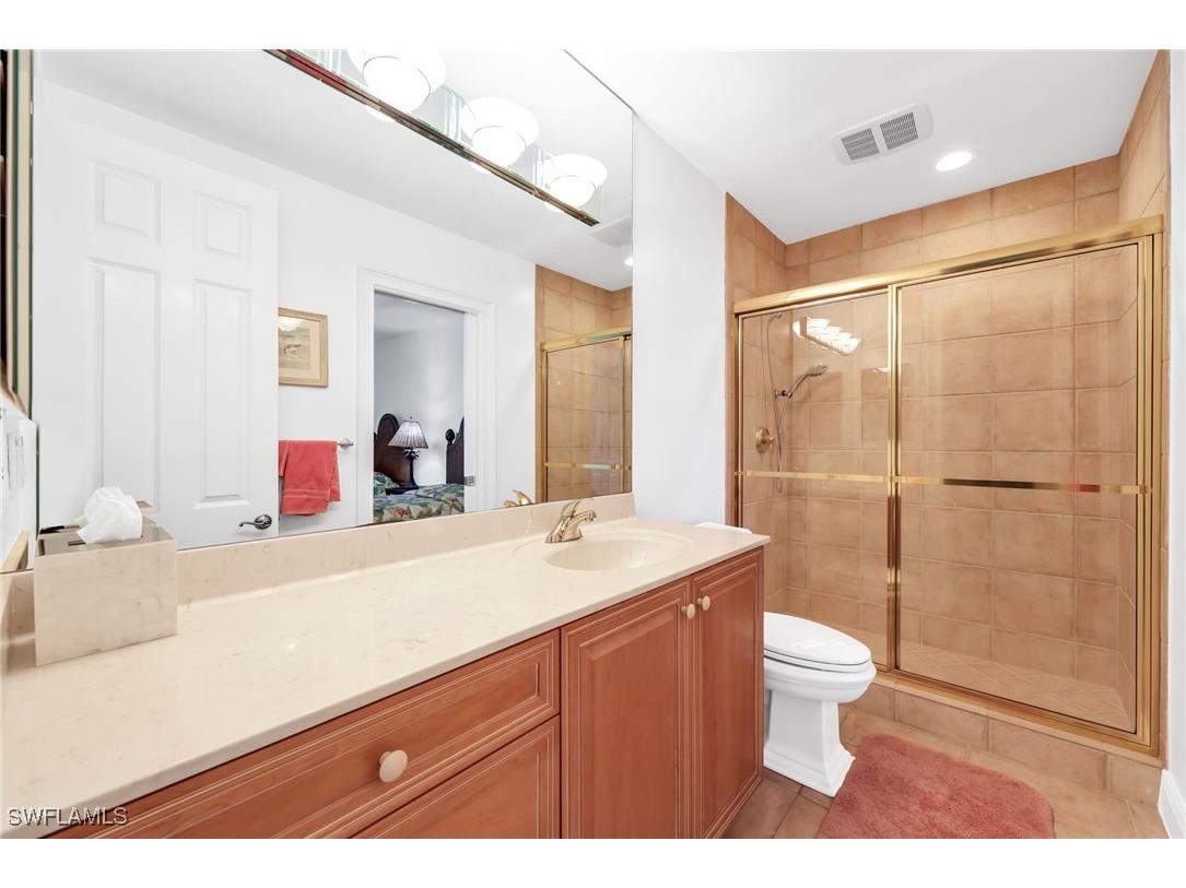 364 5th Street S #102 Naples FL 34102 225084877 image31