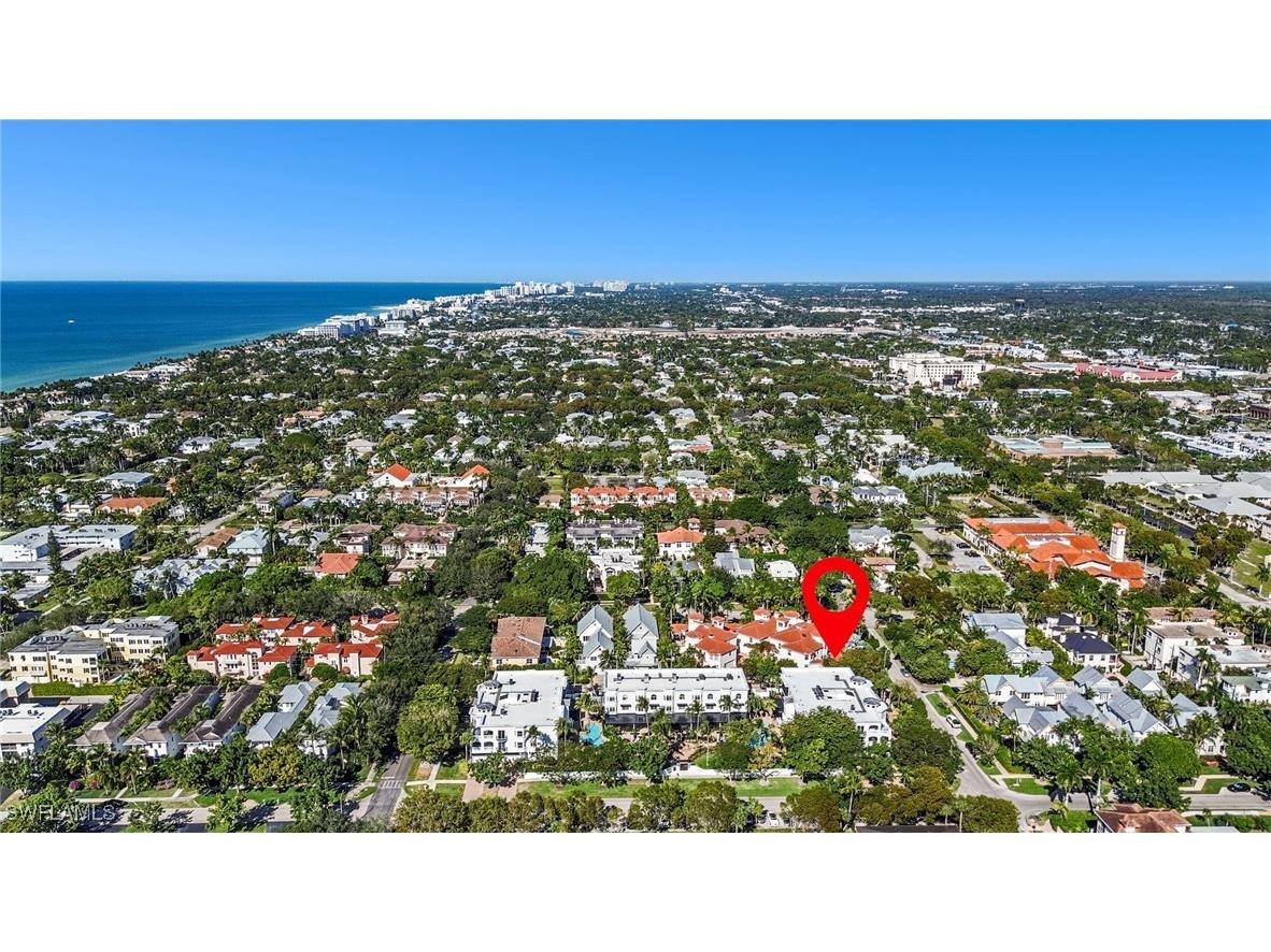 364 5th Street S #102 Naples FL 34102 225084877 image40