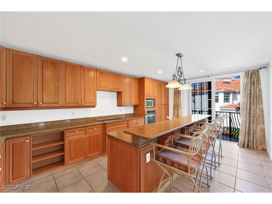 364 5th Street S #102 Naples FL 34102 225084877 image8