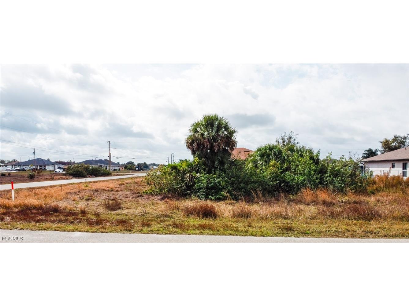 364 Poplar Street Lehigh Acres FL 33974 2026004687 image5