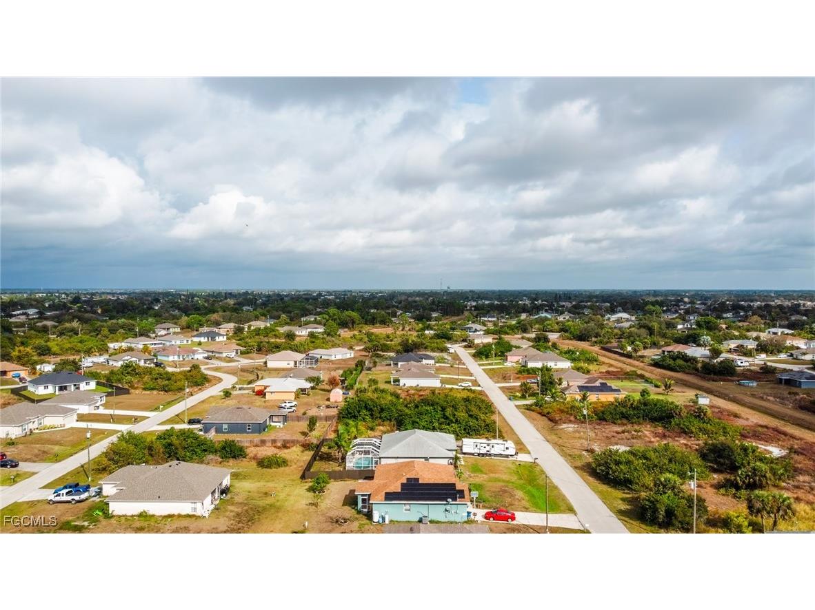 364 Poplar Street Lehigh Acres FL 33974 2026004687 image7