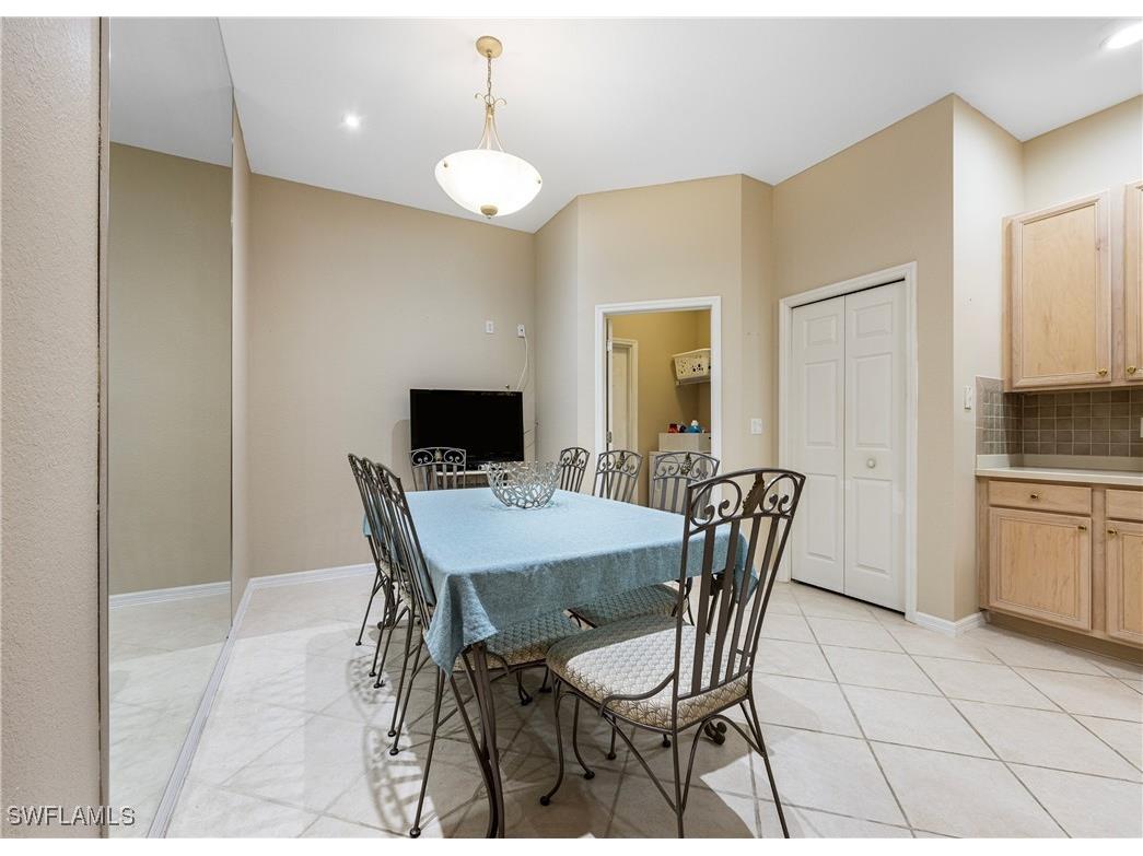 3641 Periwinkle Way Naples FL 34114 225067639 image12