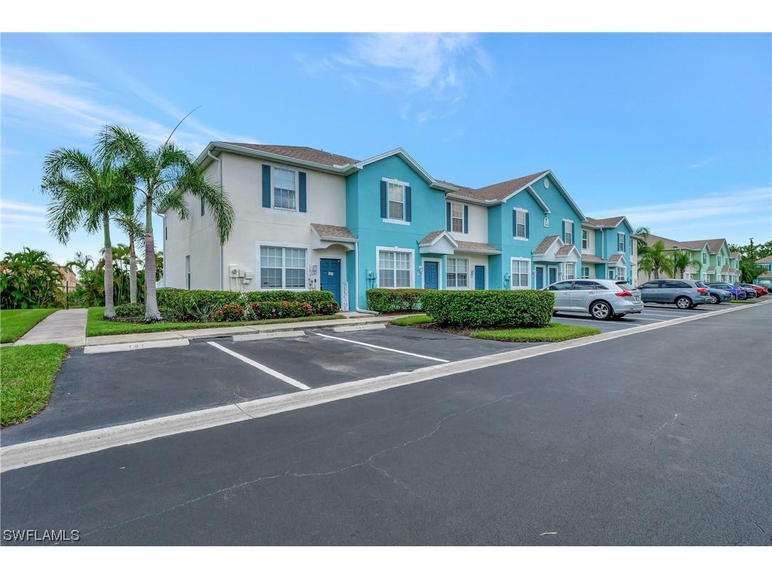 3644 Pine Oak Circle #102 Fort Myers FL 33916 223061423 image1