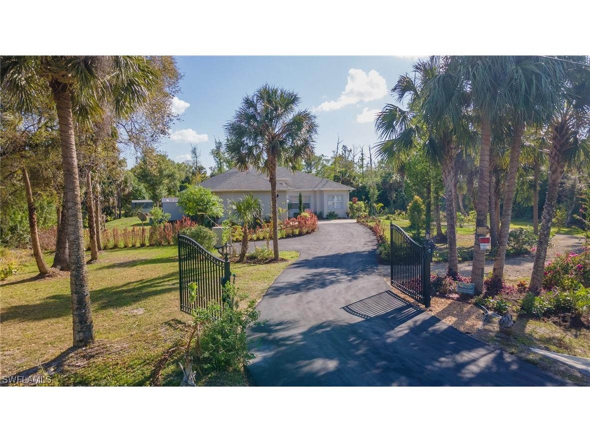 3646 28th Avenue SE Naples FL 34117 223018123 image1