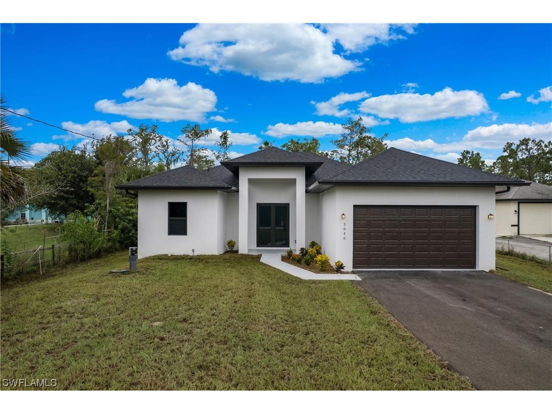 3646 33rd Avenue NE Naples FL 34120 223055940 image1
