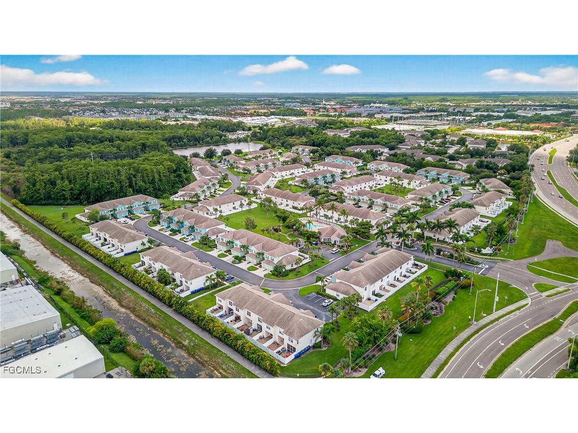 3646 Pine Oak Circle #105 Fort Myers FL 33916 2026000114 image2