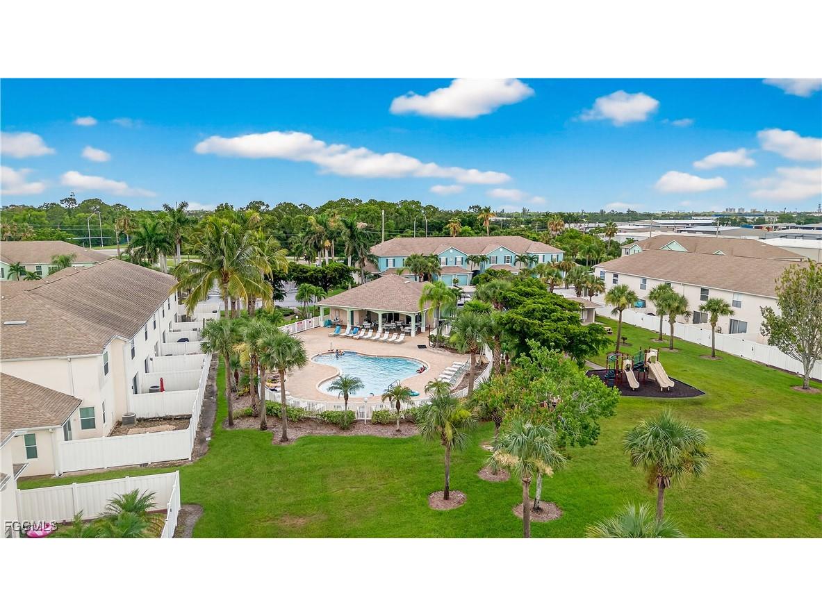3646 Pine Oak Circle #105 Fort Myers FL 33916 2026000114 image3